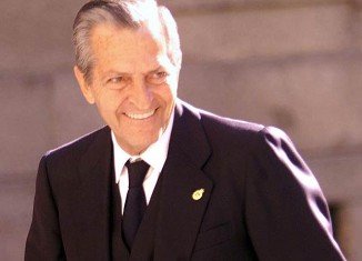 Adolfo Suarez served as prime minister until 1981 and became one of Spain's most respected politicians