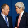 Sergei Lavrov and John Kerry arrive in Paris for Ukraine talks