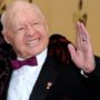 Mickey Rooney to be buried at Hollywood Forever Cemetery