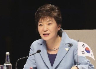 President Park Geun-hye has issued an apology to the nation after three officials of the country’s intelligence agency were charged with fabricating evidence in a spying case