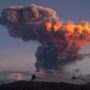 Tungurahua volcano spews huge plume