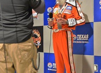 Uncle Si Robertson sported a red jumpsuit and was planning to serve as the grand marshal at Duck Commander 500