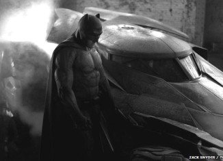 Ben Affleck’s first photo as Batman has been revealed by director Zack Snyder