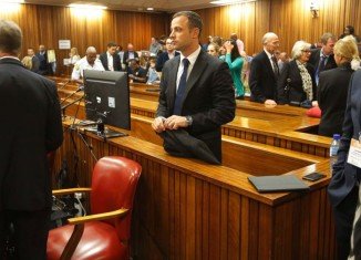 Oscar Pistorius's trial has begun today with discussion of when Reeva Steenkamp may have eaten her last meal