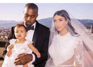 Kim Kardashian and Kanye West decided to release their wedding photos on social media a la Beyonce and Jay Z