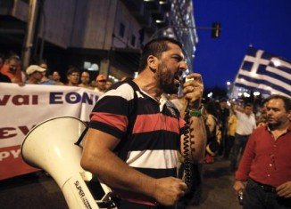 Greek public sector workers have begun a 24-hour strike to protest against continuing cuts in government spending