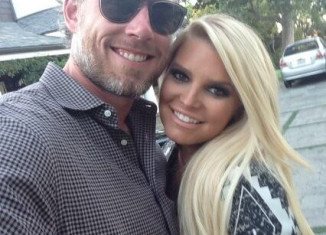 Jessica Simpson will walk down the aisle for a second time to marry former footballer Eric Johnson on 4th of July