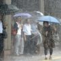 Typhoon Neoguri: Hundreds of thousands of people urged to seek shelter in Okinawa