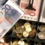 Italy’s economy falls back into recession