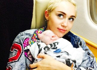 Miley Cyrus has introduced fans her new pet, a piglet named Bubba Sue