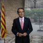 Catalonia independence: President Artur Mas signs referendum decree