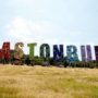 Glastonbury 2015: All 15,000 pre-sale tickets sell out in 14 minutes