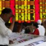 China Stock Market Trades Lower Once Again