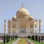 Japanese Tourist Dies While Taking Selfie at Taj Mahal’s Royal Gate