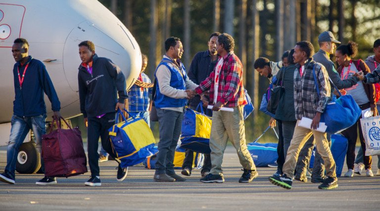EU Refugee Crisis: Sweden May Reject up to 80,000 Asylum Applications