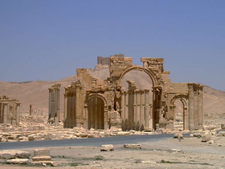 Syrian Army Enters Ancient City of Palmyra