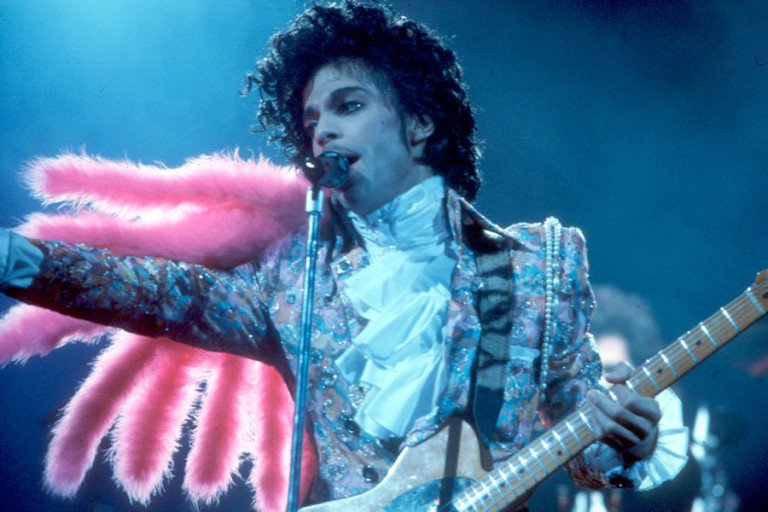 Prince’s Paisley Park Mansion to Open for Public Tours