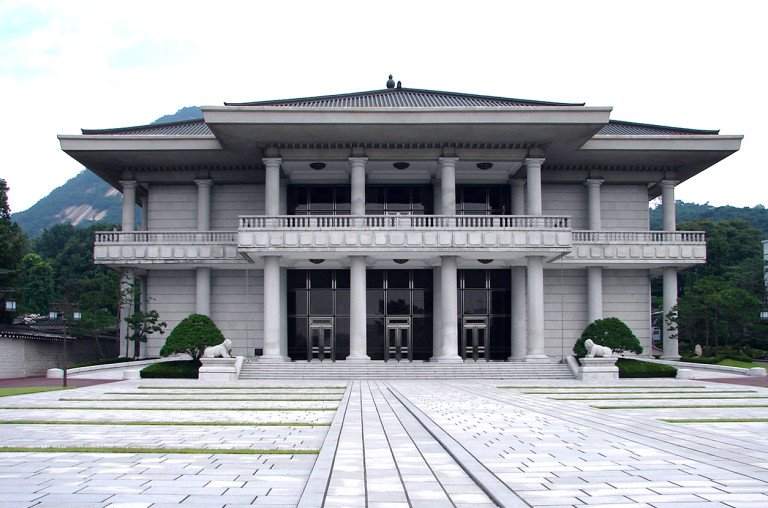 Can Brookhaven come back to its senses?