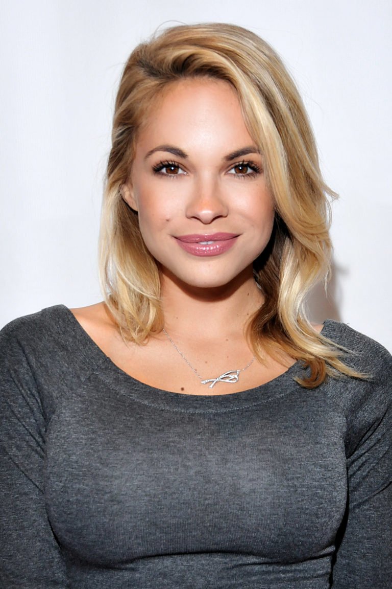 Dani Mathers Charged With Invasion of Privacy over Body-Shaming Image