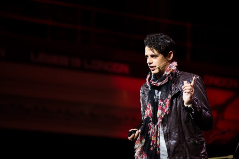 Milo Yiannopoulos Dropped by CPAC After Paedophilia Comments