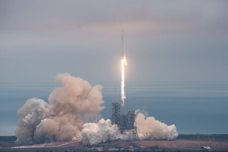 Dragon CRS-10: SpaceX Successfully Launches New Mission Carrying Cargo Ship for ISS