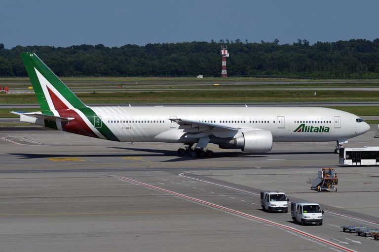 Alitalia Requests to Enter Bankruptcy Proceedings