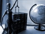 lady-justice-2388500_640