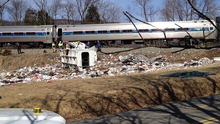 Train Carrying Republicans Hits Garbage Truck Killing Driver