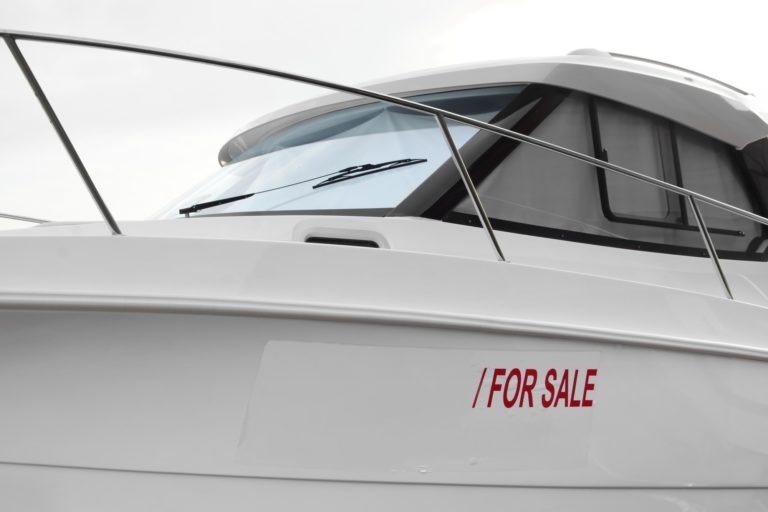Thinking of Buying a Boat? 9 Factors to Consider
