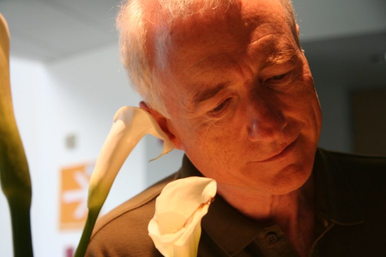 Larry Tesler: Cut, Copy and Paste Inventor Dies Aged 74