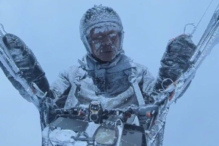 Chinese Paraglider Survives Accidental 8,500m Ascent into Deadly Storm