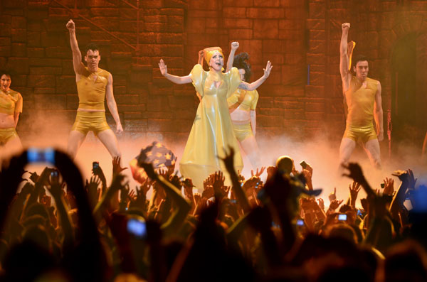 Little Monsters Unite: Two Million Strong for Free Lady Gaga Spectacle on Rio’s Copacabana Beach