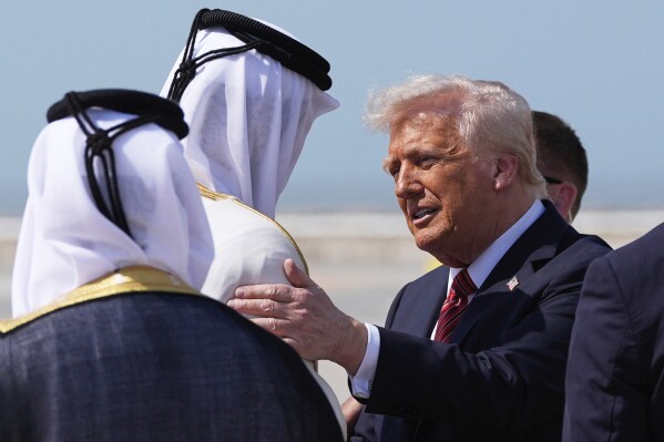 Trump’s Qatari Visit: Deals and Diplomatic Pageantry at State Dinner