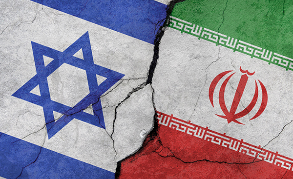 Iran Warns to Target Military Bases and Naval Assets Belonging to UK, US and France If Those Nations Help Israel