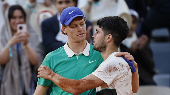 Roland Garros 2025: Carlos Alcaraz Outlasts Jannik Sinner in Extraordinary French Open Final
