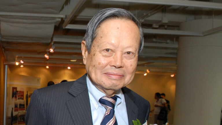 Architect of Modern Physics and Nobel Laureate Chen Ning Yang Dies at 103