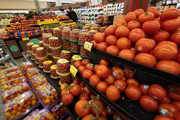 Trump Rolls Back Tariffs on Coffee, Beef, and Tropical Fruit to Tame Soaring Grocery Bills