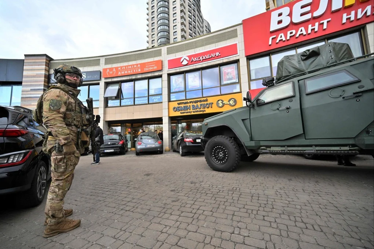 Ukraine’s Patrol Police Chief Resigns After Officers Flee Kyiv Supermarket Massacre