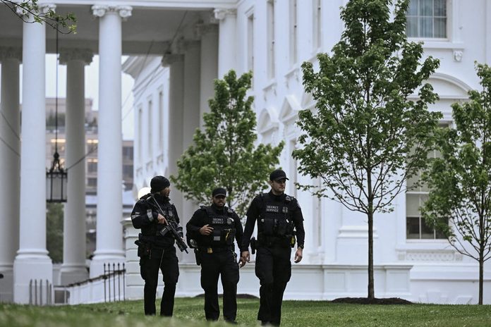 White House gunfire