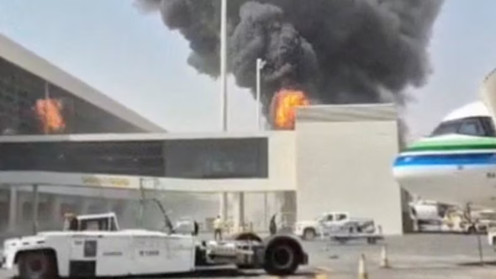 Houthis strike Riyadh airport